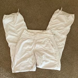 Lululemon white lined studio dance Pants
